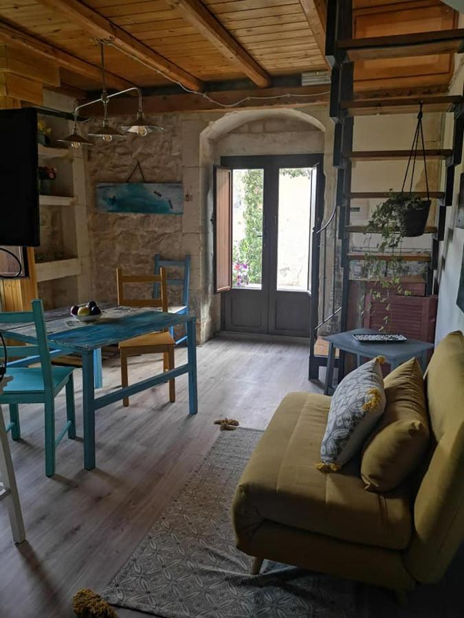 Only For Two Giumbabulla Hotel Ragusa Exterior photo